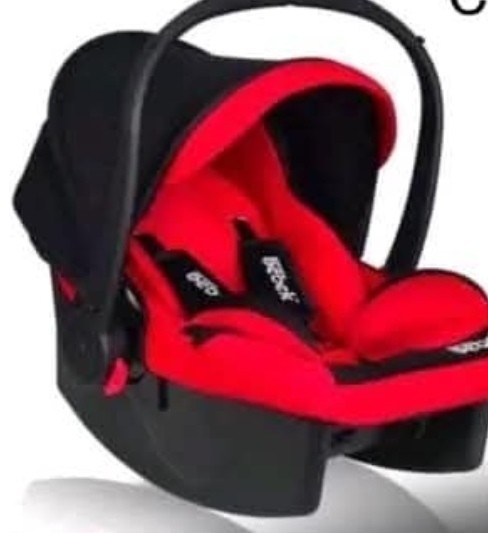 Chaise auto bébé 